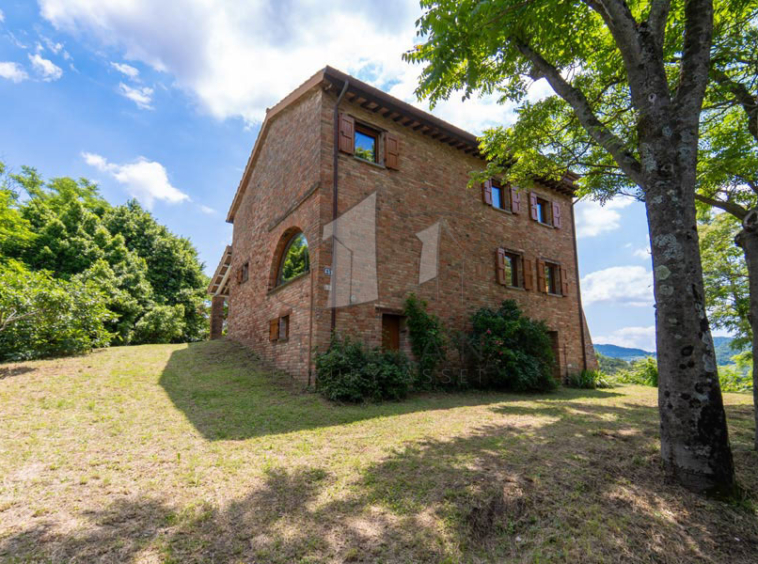Watchtower Farmhouse Urbino Montefeltro Marche Italy