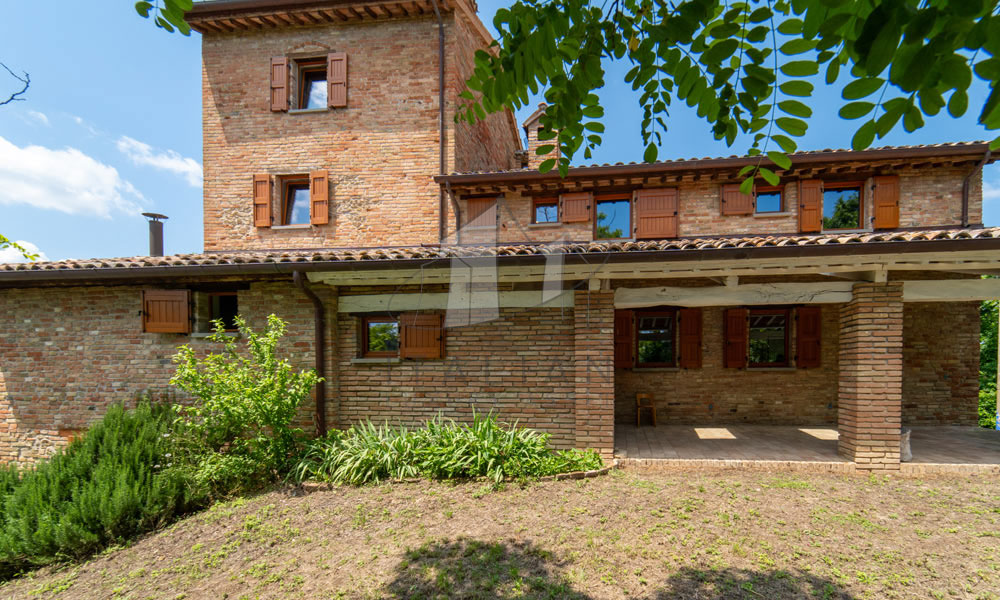 Watchtower Farmhouse Urbino Montefeltro Marche Italy