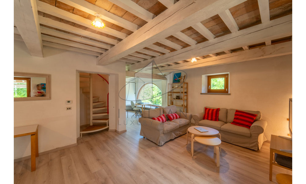 Watchtower Farmhouse Urbino Montefeltro Marche Italy