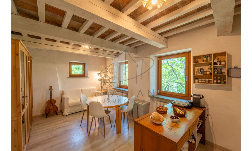 Watchtower Farmhouse Urbino Montefeltro Marche Italy