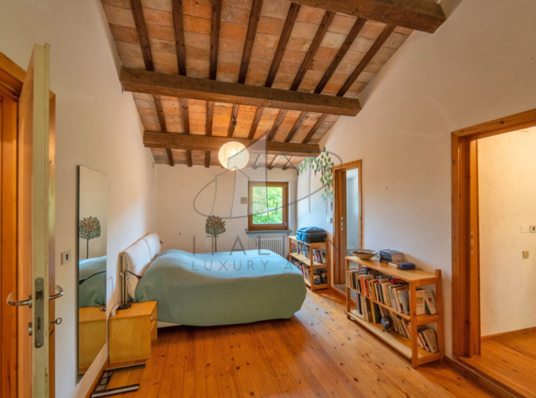 Watchtower Farmhouse Urbino Montefeltro Marche Italy