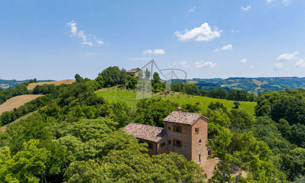 Watchtower Farmhouse Urbino Montefeltro Marche Italy