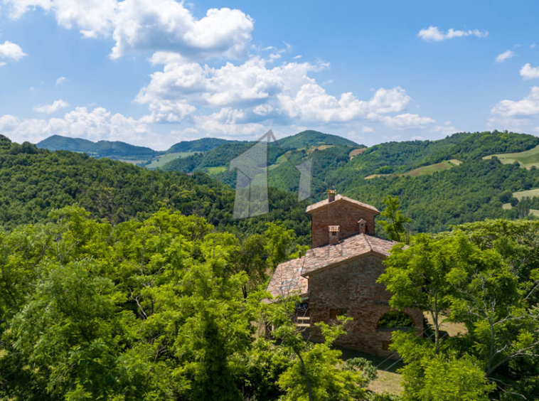 Watchtower Farmhouse Urbino Montefeltro Marche Italy