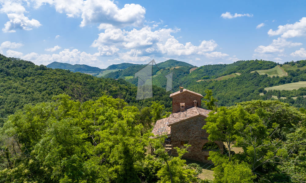 Watchtower Farmhouse Urbino Montefeltro Marche Italy