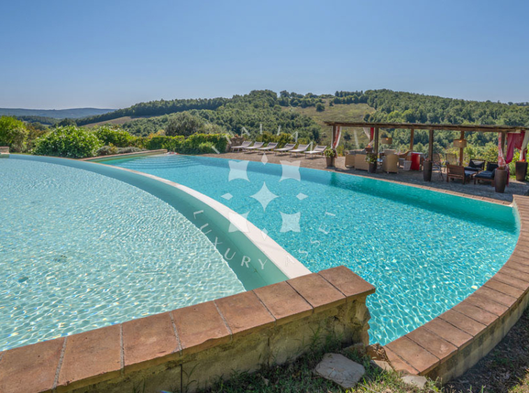 Country Estate Chiusdino Siena Tuscany Italy Pool