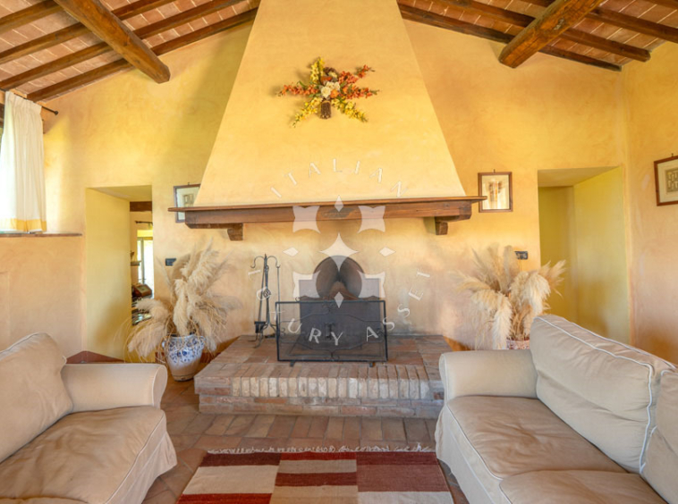 Country Estate Chiusdino Siena Tuscany Italy Pool