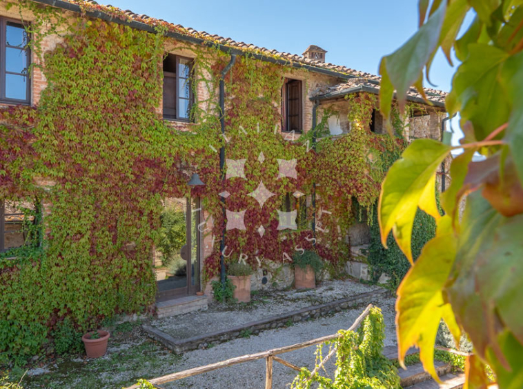 Country Estate Chiusdino Siena Tuscany Italy Pool