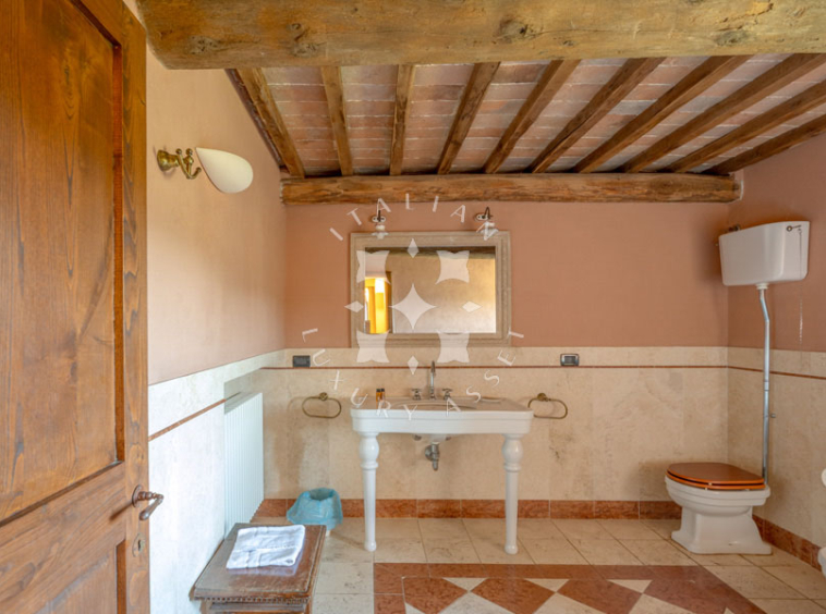 Country Estate Chiusdino Siena Tuscany Italy Pool
