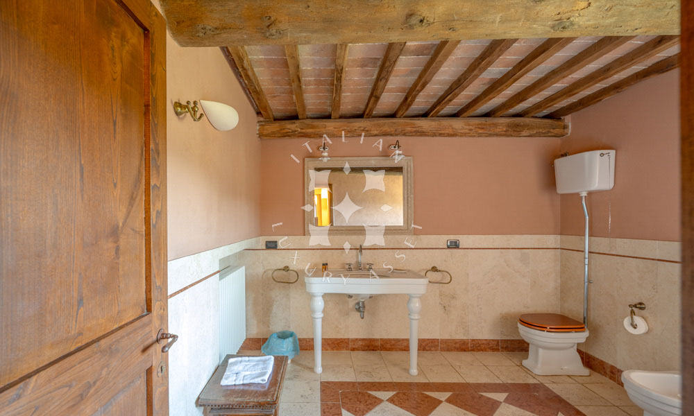 Country Estate Chiusdino Siena Tuscany Italy Pool
