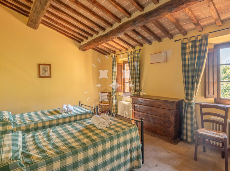 Country Estate Chiusdino Siena Tuscany Italy Pool