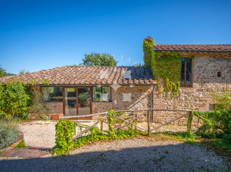 Country Estate Chiusdino Siena Tuscany Italy Pool