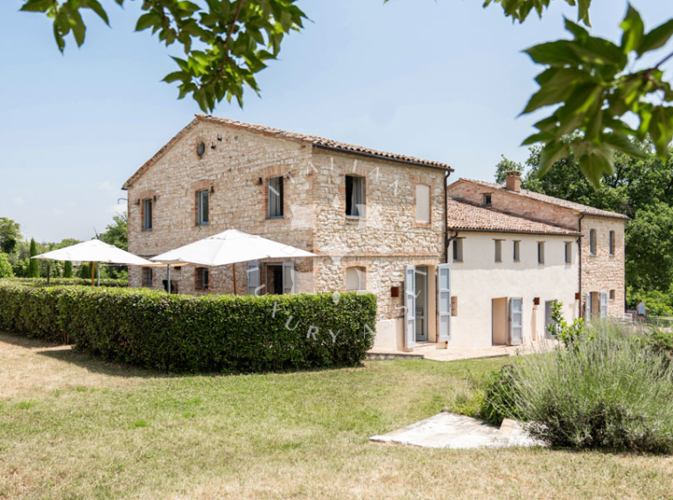 Farmhouse Arcevia Ancona Marche Pool