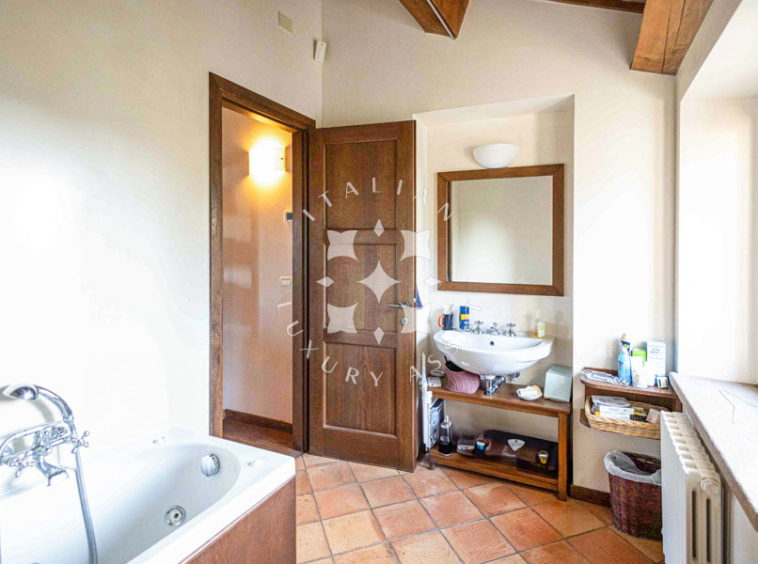 Estate Cupramontana Marche Italy Historical