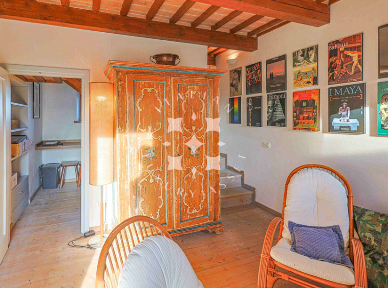 Estate Cupramontana Marche Italy Historical