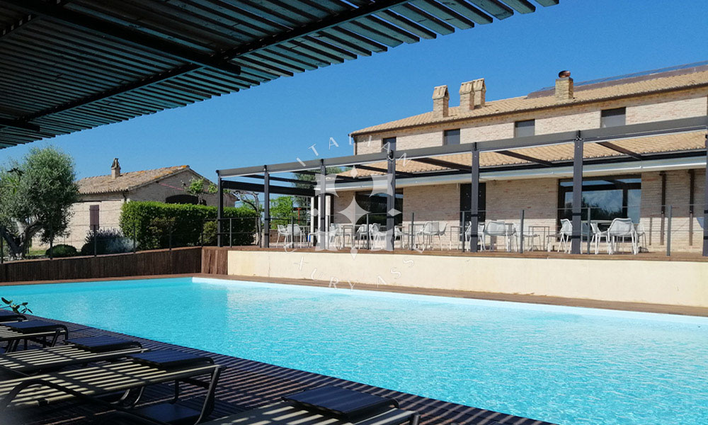 Estate Hotel Trecastelli Ancona Marche Italy Pool