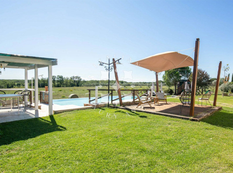 Modern Villa Cortona Arezzo Tuscany Italy Pool