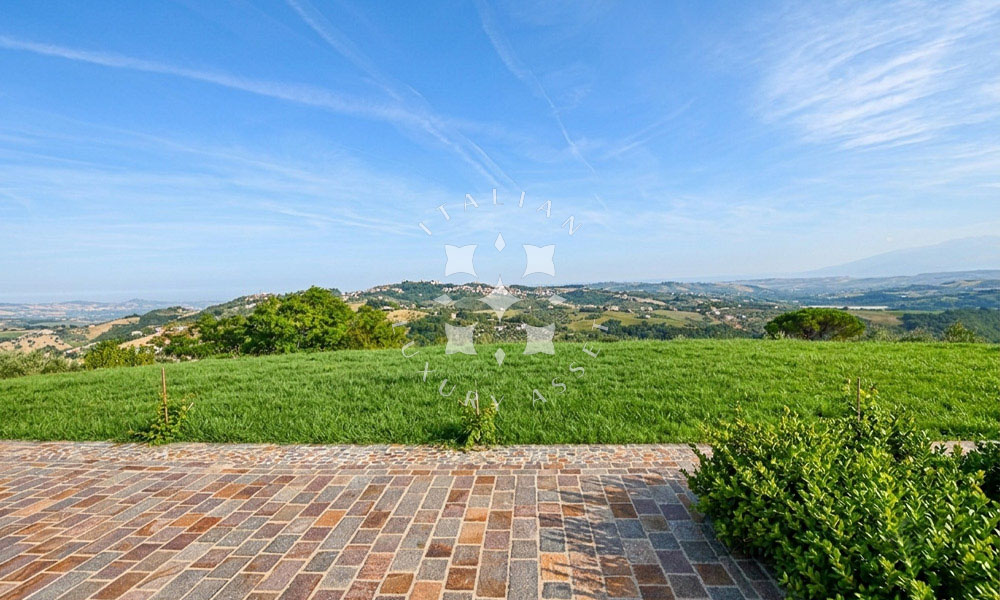 Villa Penne Pescara Abruzzo Italy Pool