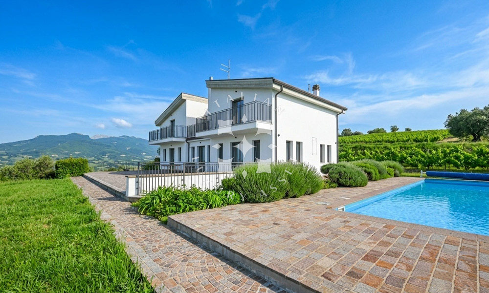 Villa Penne Pescara Abruzzo Italy Pool