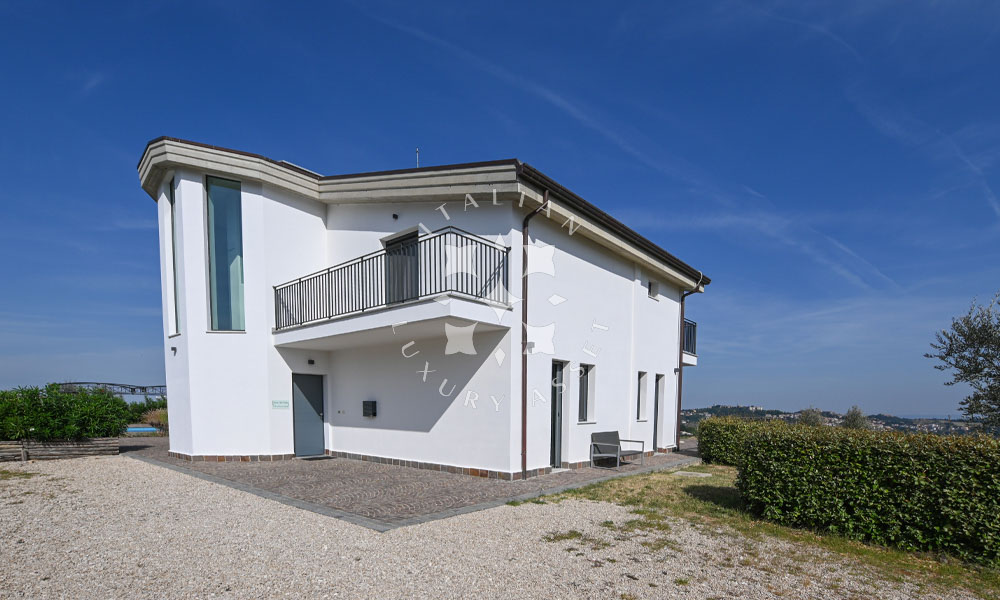 Villa Penne Pescara Abruzzo Italy Pool