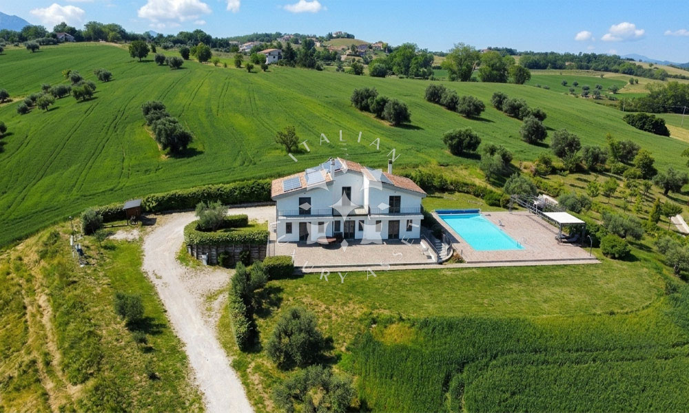 Villa Penne Pescara Abruzzo Italy Pool
