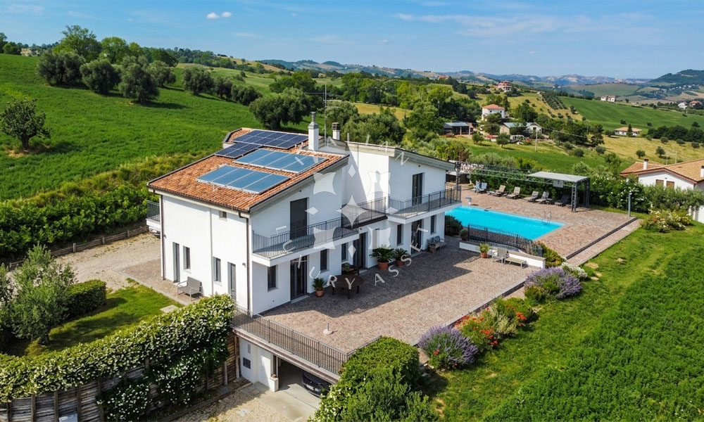 Villa Penne Pescara Abruzzo Italy Pool