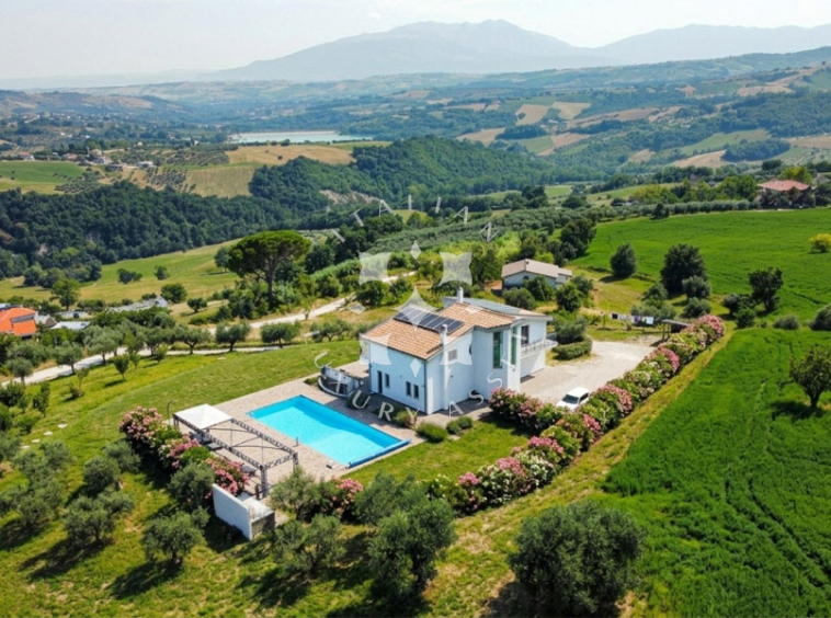 Villa Penne Pescara Abruzzo Italy Pool