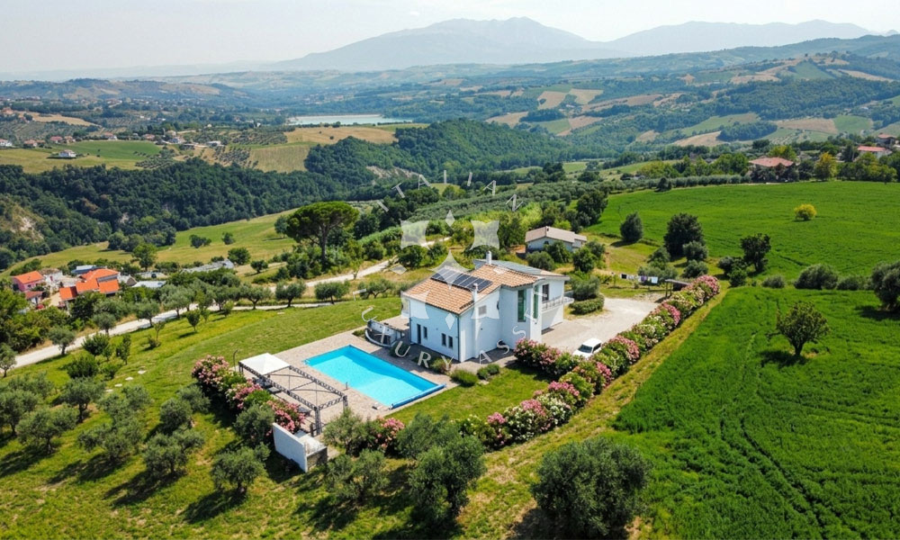Villa Penne Pescara Abruzzo Italy Pool