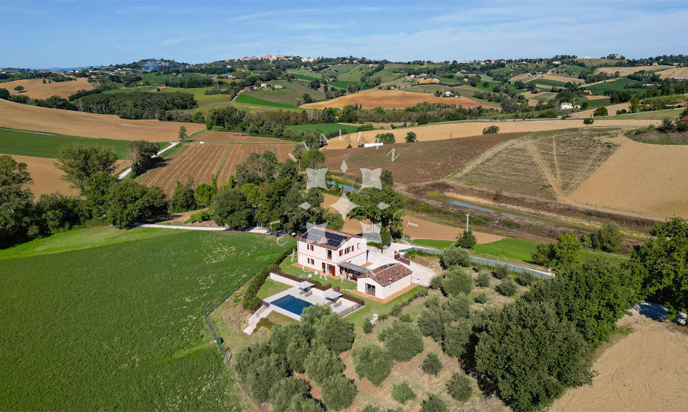 Country House Mogliano Marche Pool Panorama