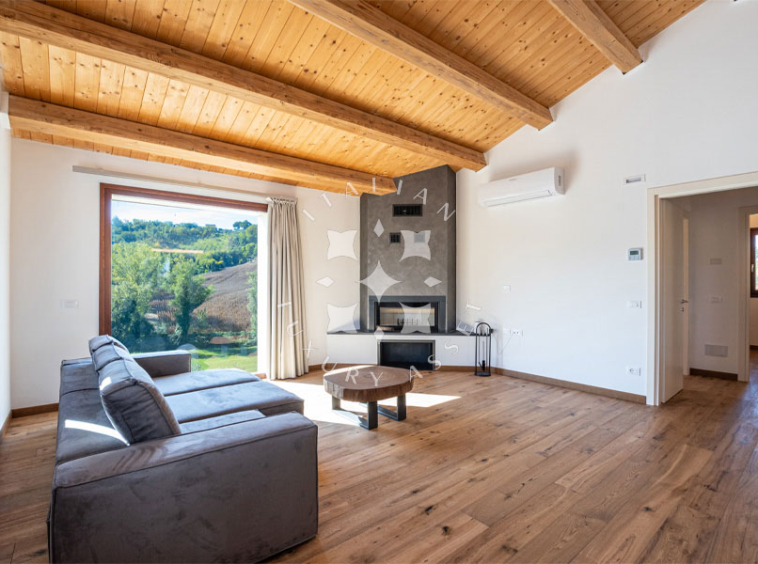 Country House Mogliano Marche Pool Panorama
