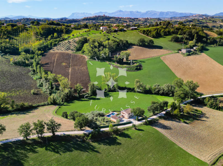 Country House Mogliano Marche Pool Panorama