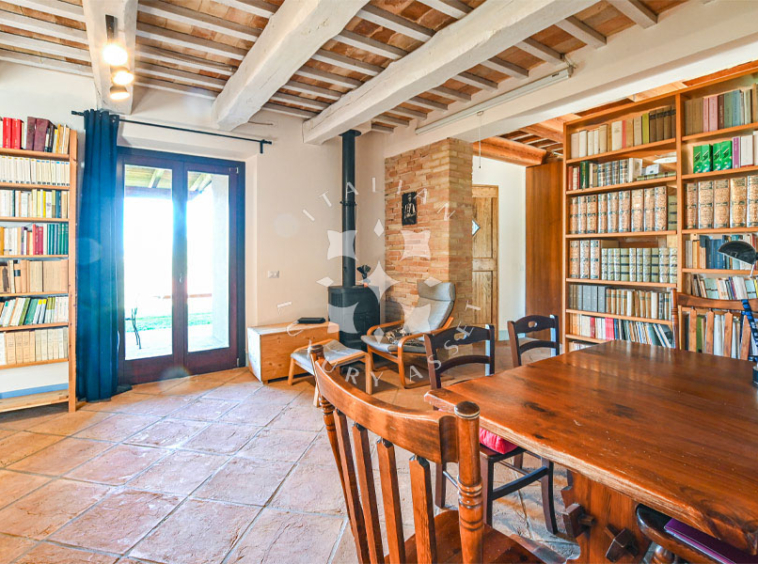 Farmhouse Montecassiano Macerata Marche Panorama Dependance