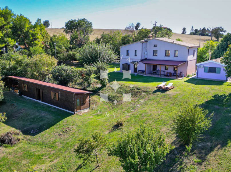 Farmhouse Montecassiano Macerata Marche Panorama Dependance