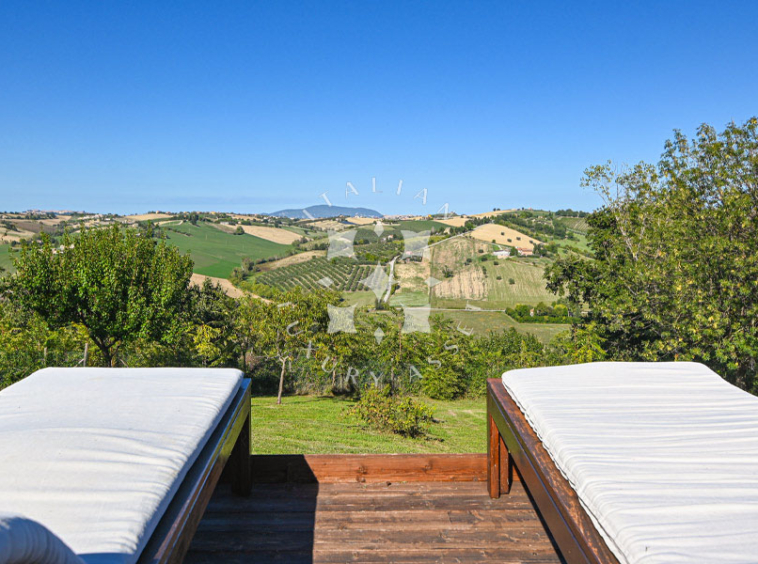 Farmhouse Montecassiano Macerata Marche Panorama Dependance
