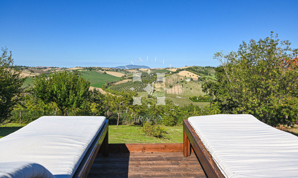Farmhouse Montecassiano Macerata Marche Panorama Dependance